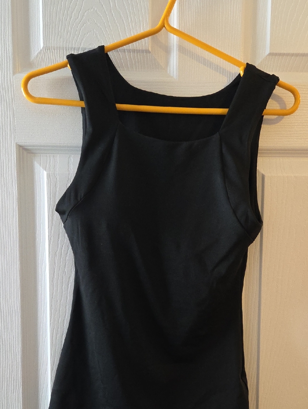 Classic Black Sleeveless Tank Top